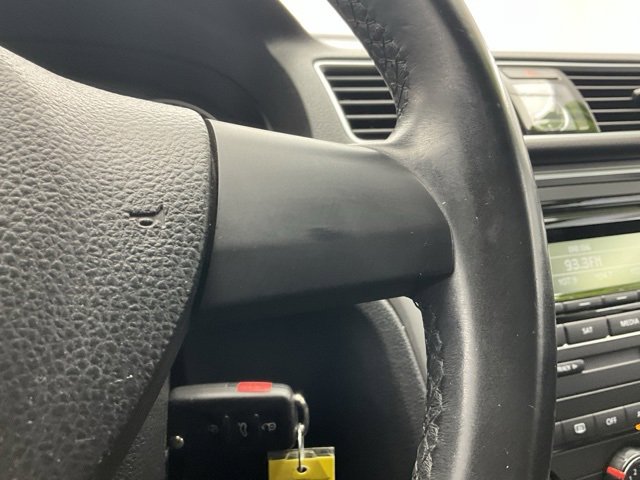 Used 2014 Volkswagen Passat Wolfsburg Edition image 17