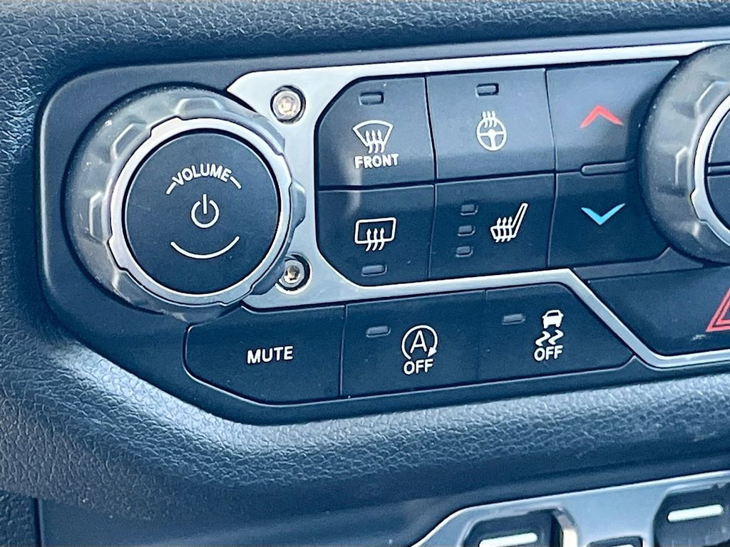 Certified 2025 Jeep Gladiator Willys image 20