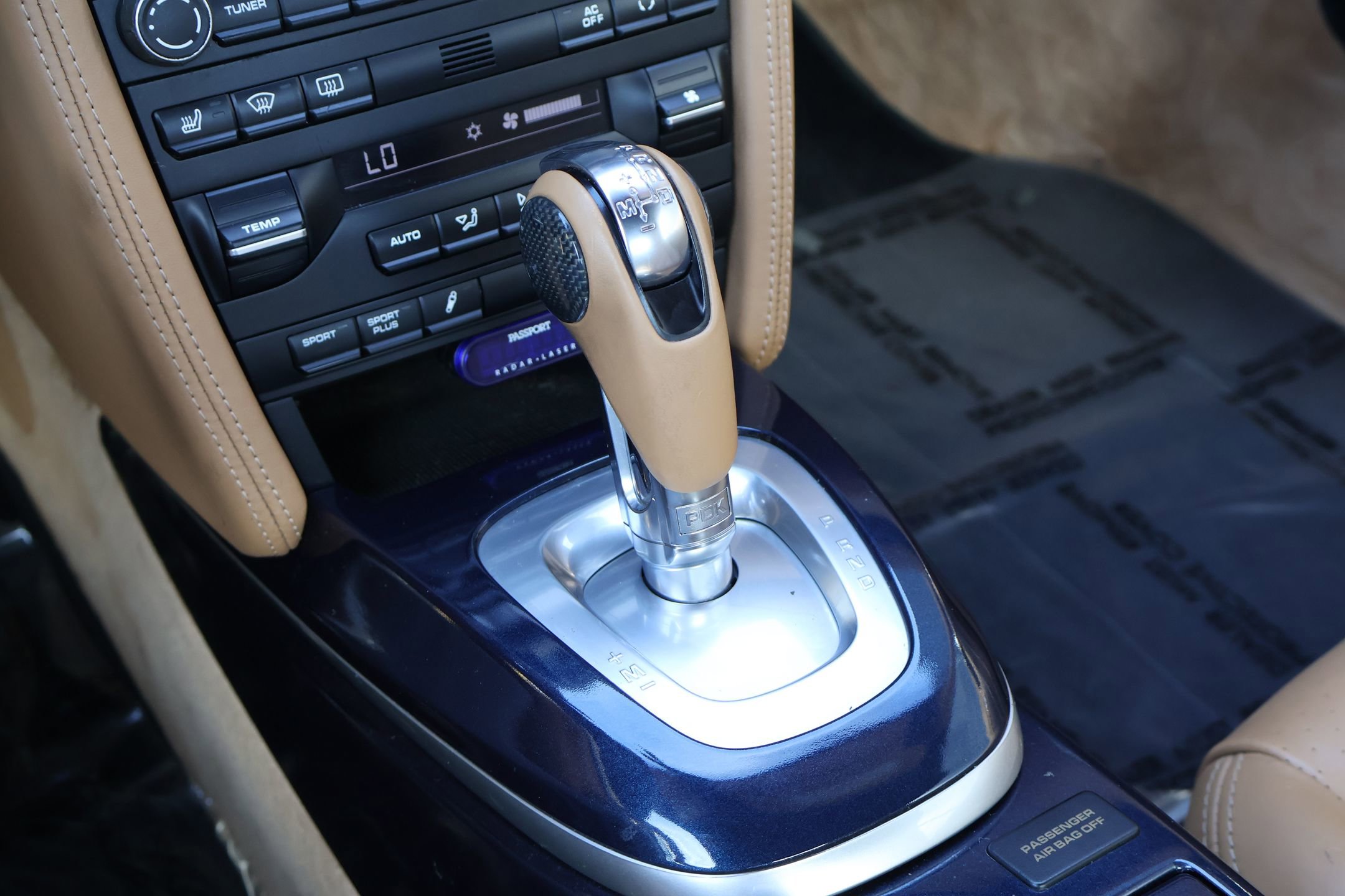 Used 2011 Porsche 911 Turbo S image 21