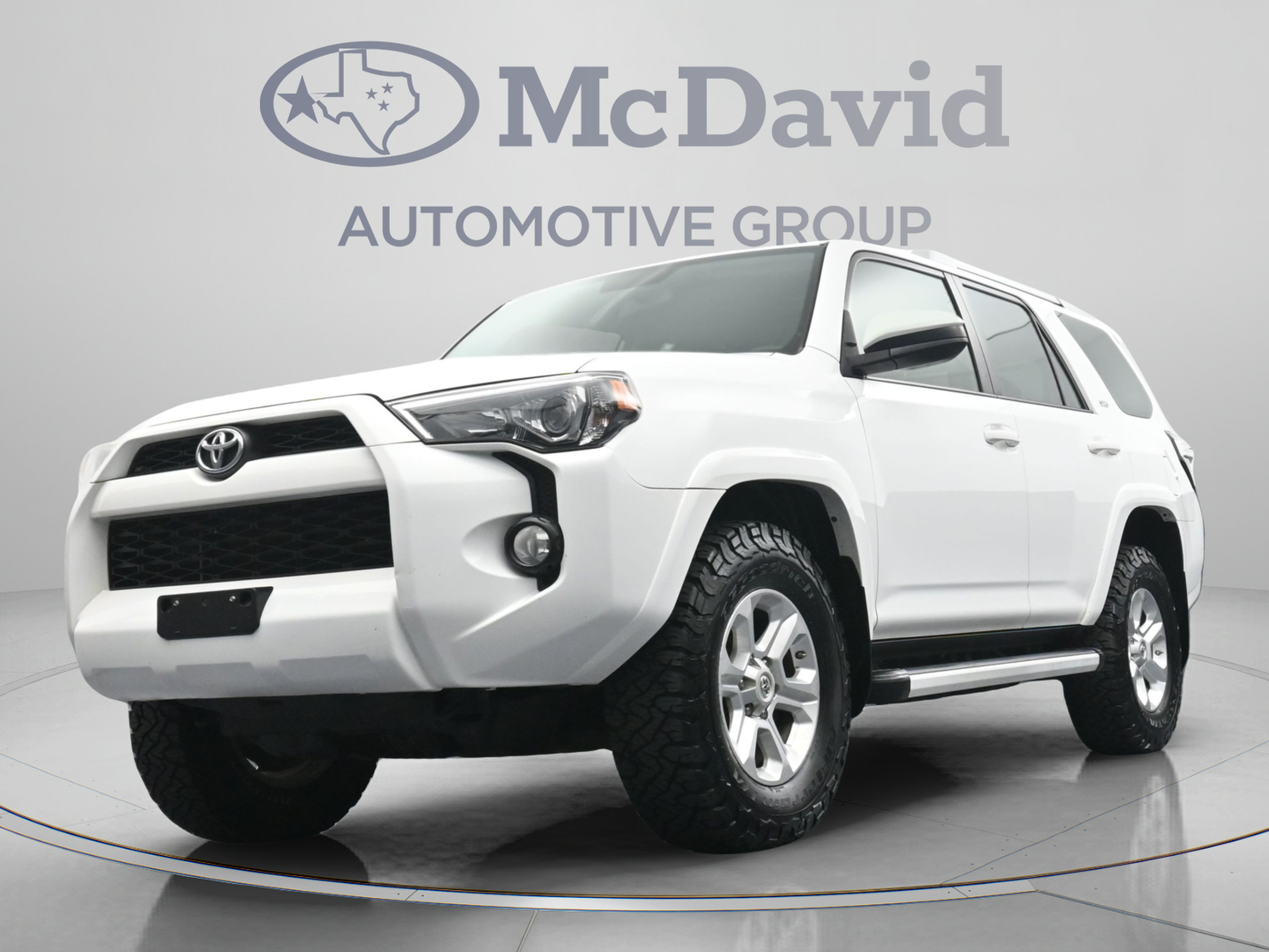 Used 2018 Toyota 4Runner SR5 AWD/4WD image 26