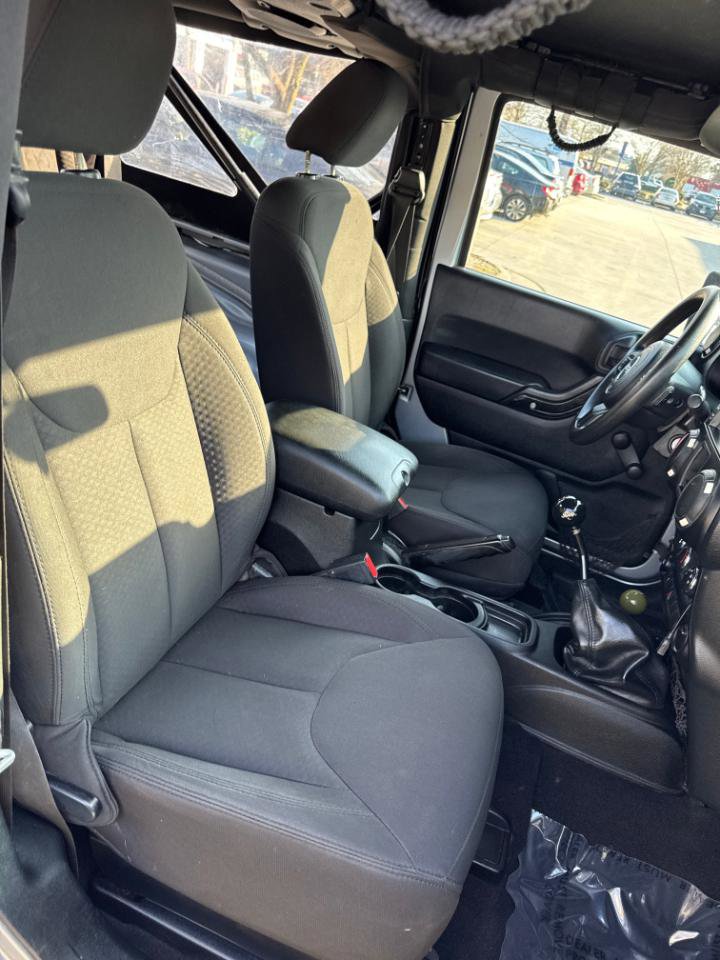 Used 2014 Jeep Wrangler Sport image 16