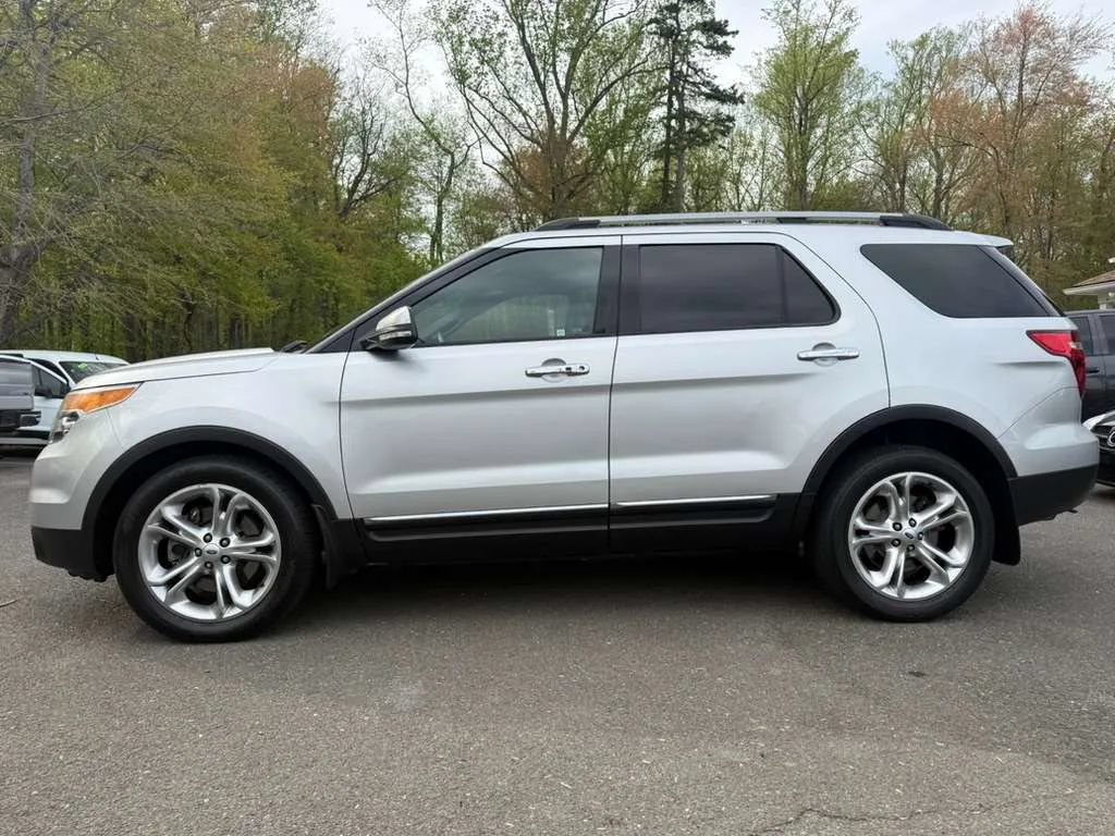 Used 2013 Ford Explorer Limited AWD/4WD image 6