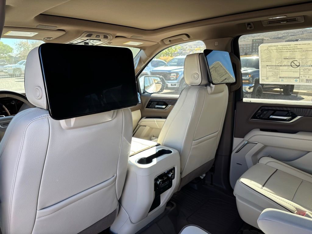 New 2026 GMC Yukon XL Denali w/ Advanced Technology Package image 28