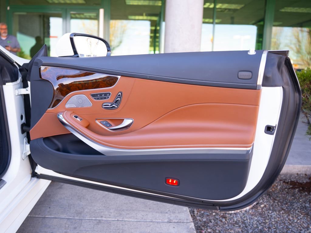 Used 2017 Mercedes-Benz S 550 Cabriolet image 16