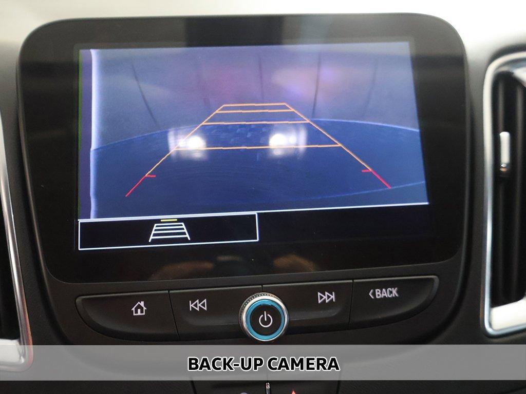 Used 2021 Chevrolet Malibu LT image 4