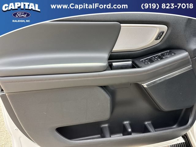 Certified 2025 Ford Expedition Active AWD/4WD image 20