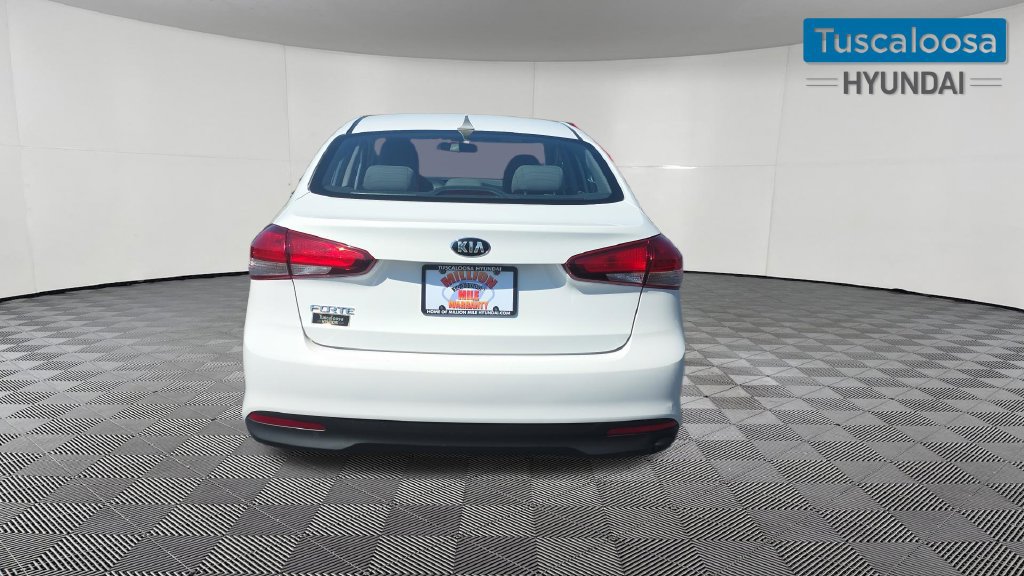 Used 2017 Kia Forte LX FWD image 7