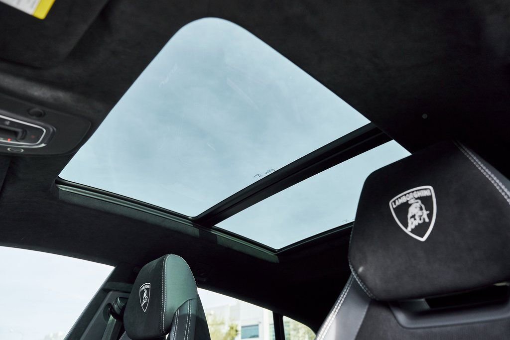 Used 2024 Lamborghini Urus Performante image 59