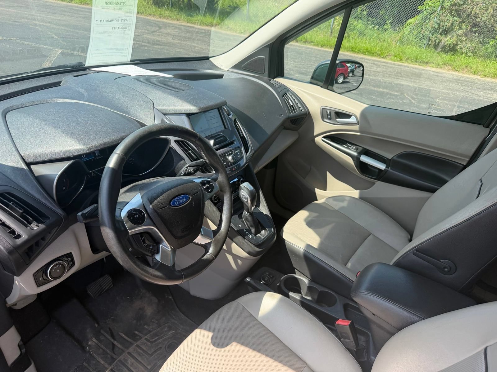 Used 2017 Ford Transit Connect Titanium w/ Titanium Premium Package FWD image 11