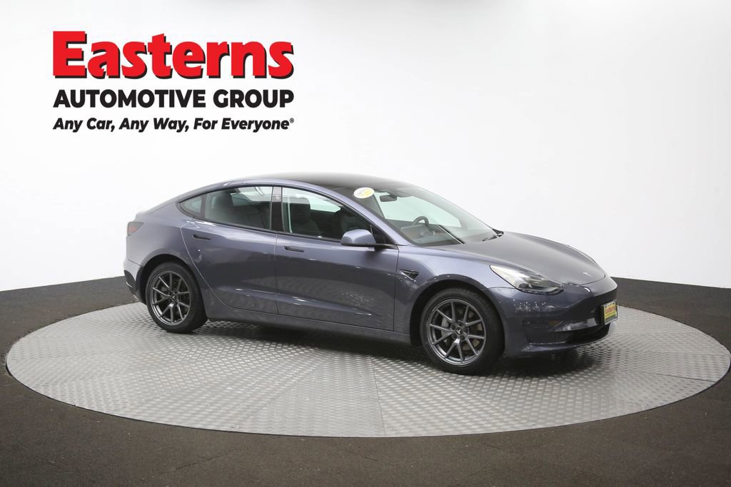 Used 2023 Tesla Model 3 Standard Range image 42