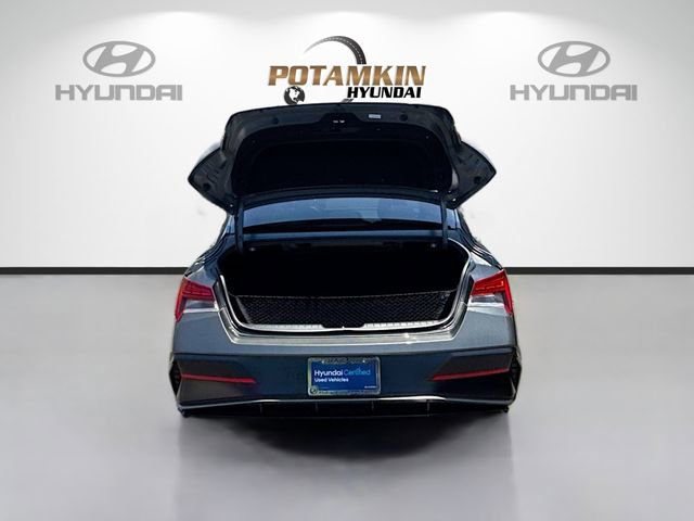 Certified 2025 Hyundai Elantra SEL w/ Cargo Package FWD image 25
