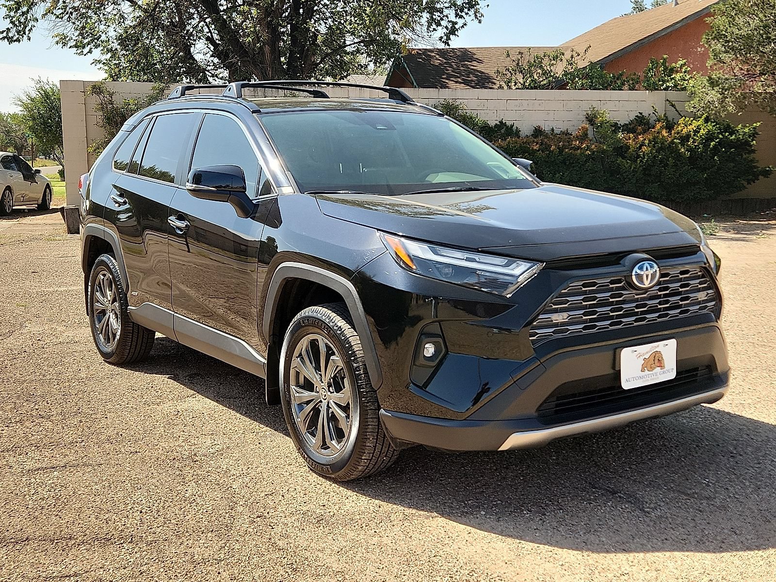 Used 2023 Toyota RAV4 Limited AWD/4WD image 6