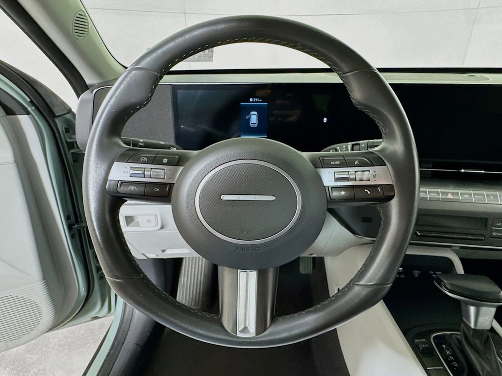 Used 2024 Hyundai Kona SEL FWD image 9