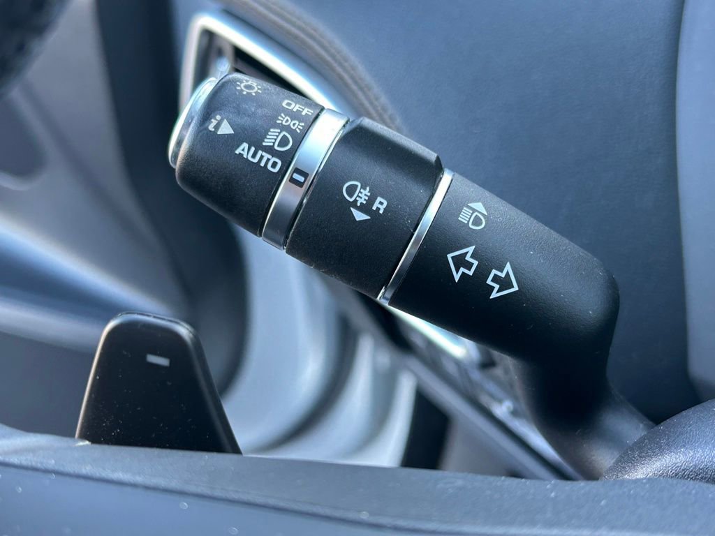 Used 2019 Jaguar F-PACE Prestige image 23