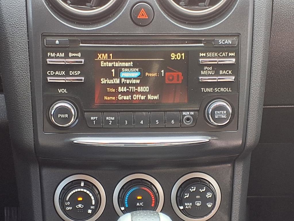 Used 2013 Nissan Rogue SV image 5