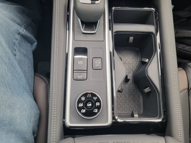 New 2026 Nissan Pathfinder Platinum AWD/4WD image 29