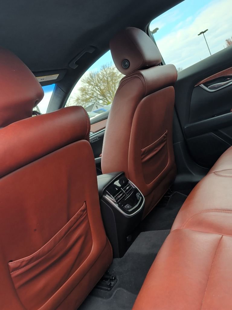 Used 2015 Cadillac XTS Luxury FWD image 9