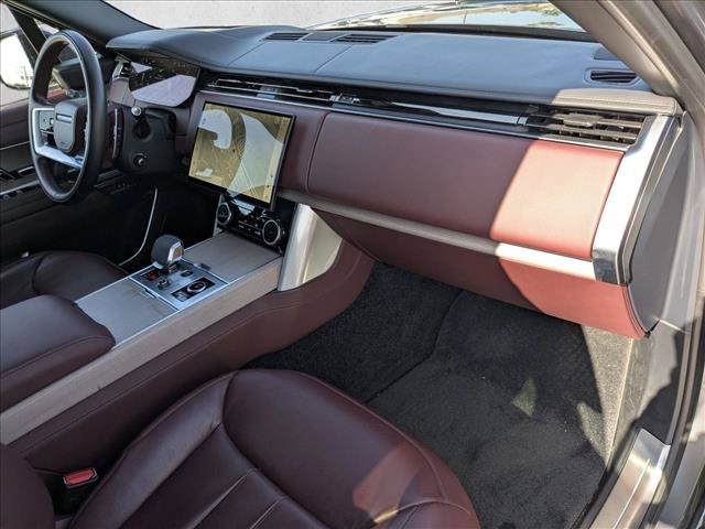 Used 2023 Land Rover Range Rover Autobiography AWD/4WD image 18