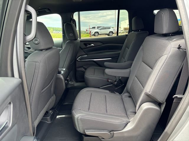 New 2026 Chevrolet Traverse LT w/ Midnight/Sport Edition AWD/4WD image 22