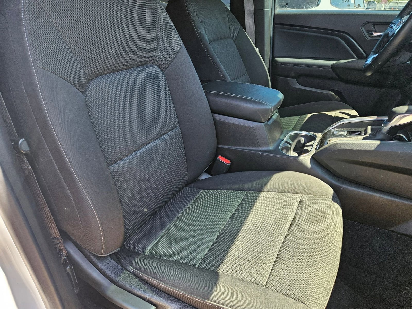 Used 2024 GMC Canyon Elevation image 28