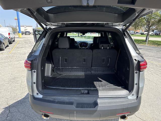 Used 2023 Chevrolet Traverse RS w/ LPO, Floor Liner Package AWD/4WD image 50