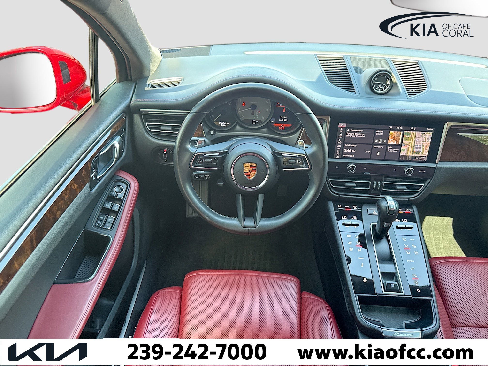 Used 2023 Porsche Macan S image 17