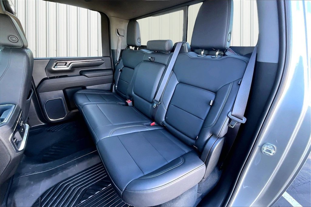 Used 2024 Chevrolet Silverado 2500 LTZ w/ LTZ Plus Package image 19