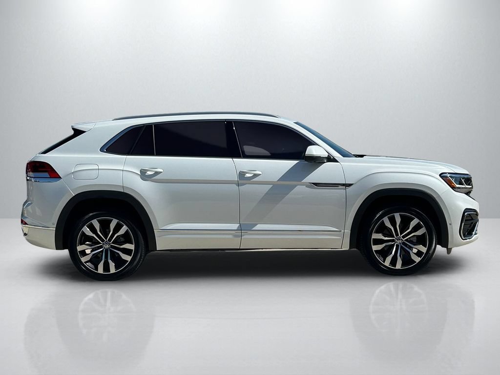 Used 2022 Volkswagen Atlas Cross Sport SEL Premium R-Line AWD/4WD image 4