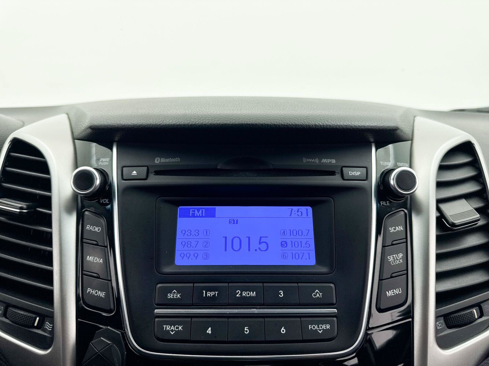 Used 2014 Hyundai Elantra GT FWD image 7