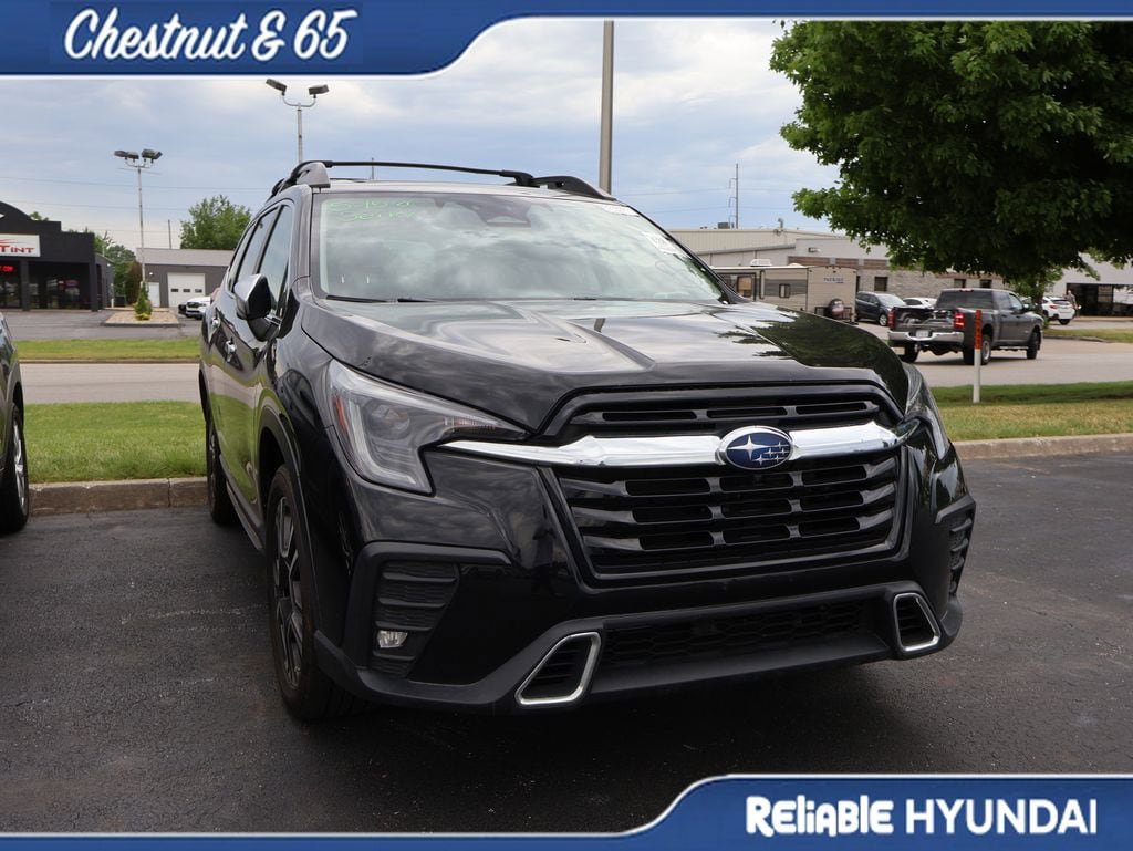Used 2023 Subaru Ascent Touring AWD/4WD image 5