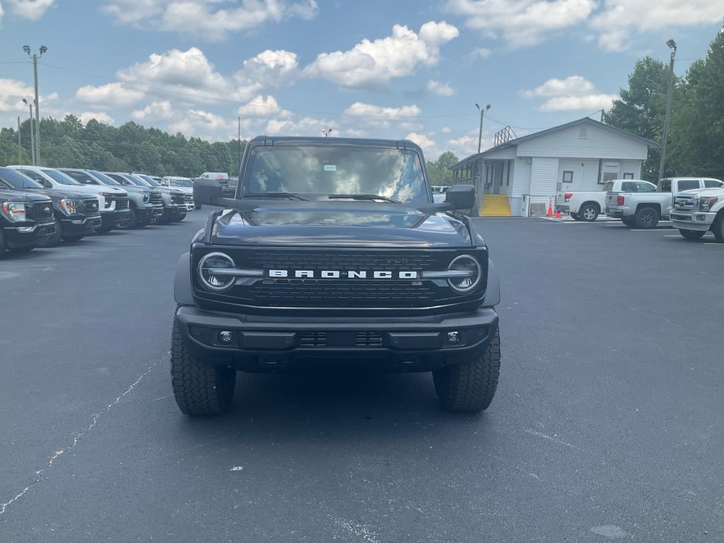 New 2026 Ford Bronco Outer Banks w/ Sasquatch Package AWD/4WD video 2