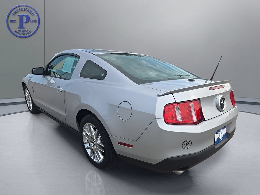 Used 2012 Ford Mustang Premium RWD image 5