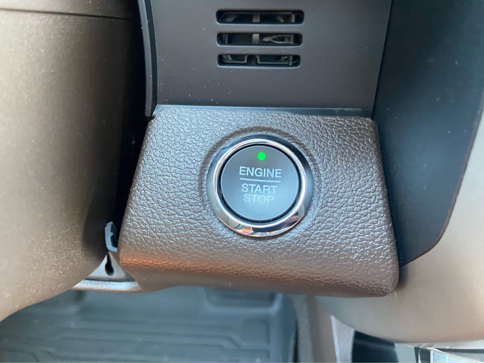 Used 2019 Ford F150 King Ranch w/ Equipment Group 601A Luxury AWD/4WD image 26