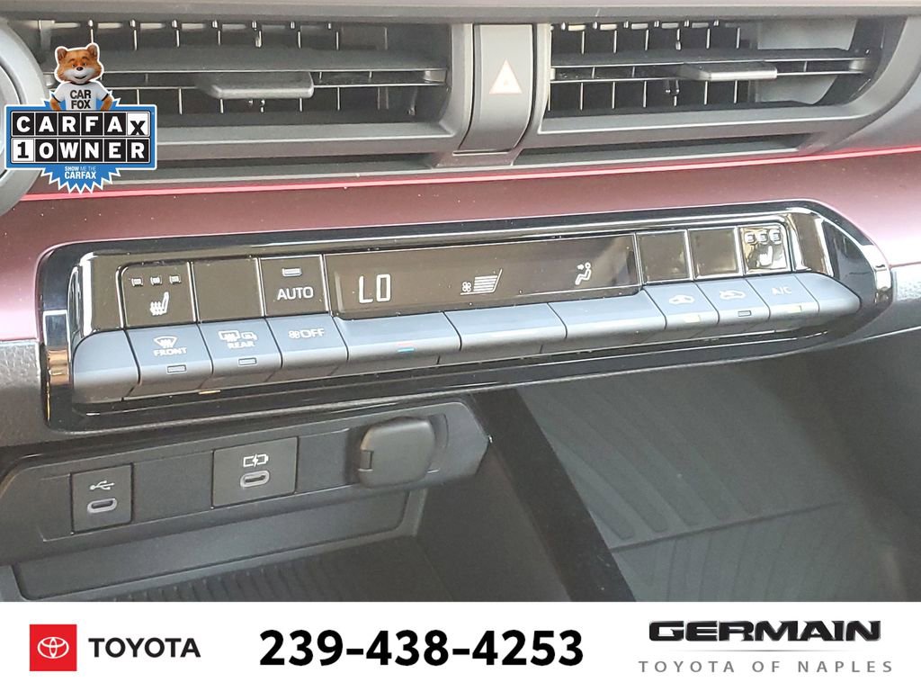 Used 2025 Toyota Prius Plug-In Hybrid image 30