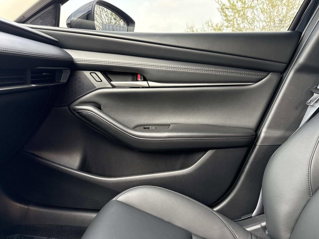 Certified 2025 MAZDA MAZDA3 s image 29