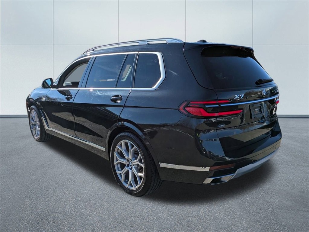 Used 2023 BMW X7 xDrive40i image 5