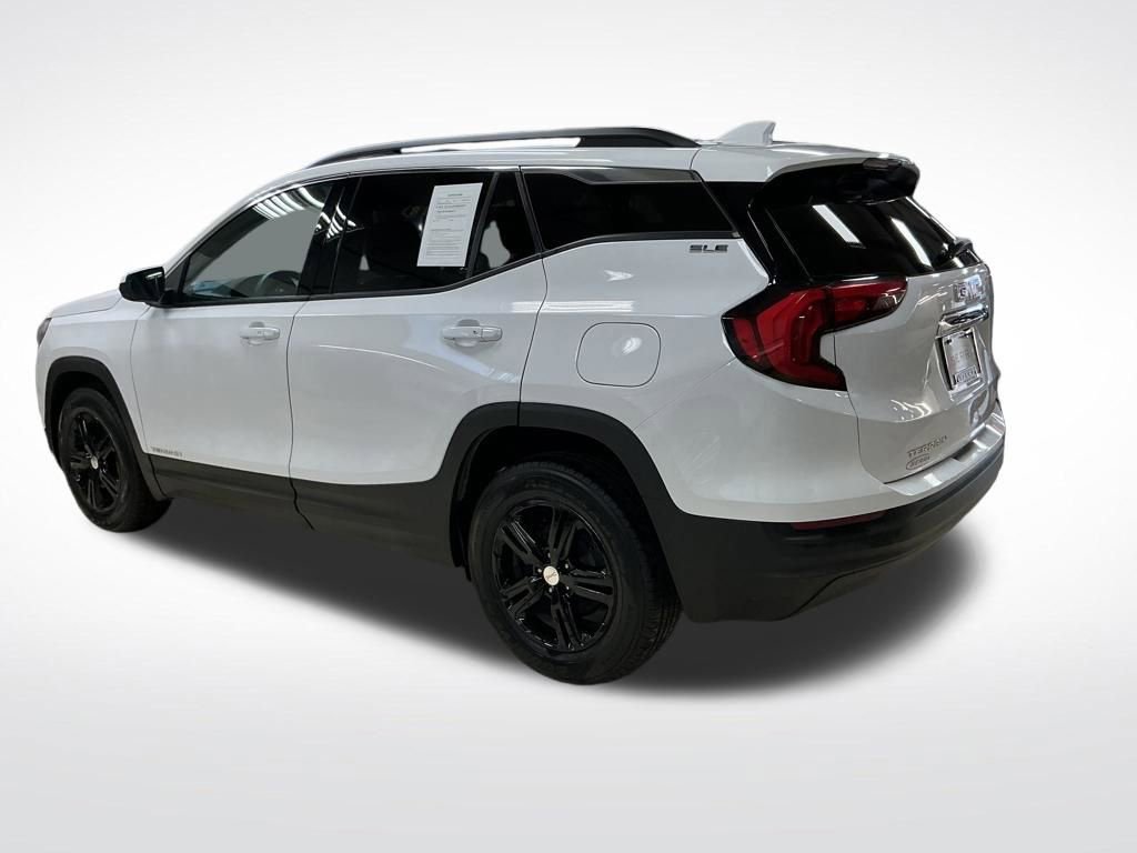 Used 2018 GMC Terrain SLE w/ Driver Convenience Package image 4