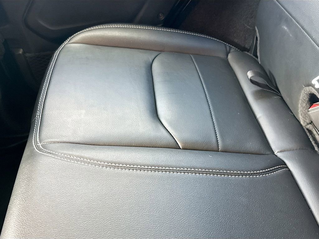 Used 2022 Jeep Wrangler Unlimited Sahara w/ Cold Weather Group image 29