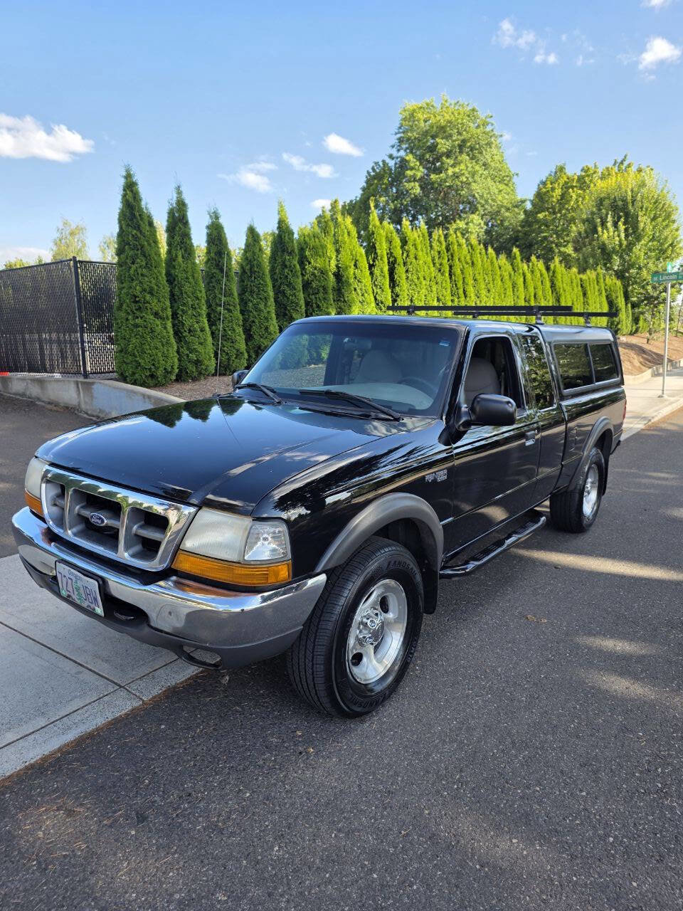 Used 2000 Ford Ranger XLT image 1