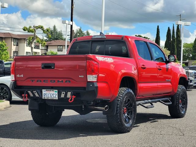 Used 2017 Toyota Tacoma SR5 w/ Tow Package AWD/4WD image 6