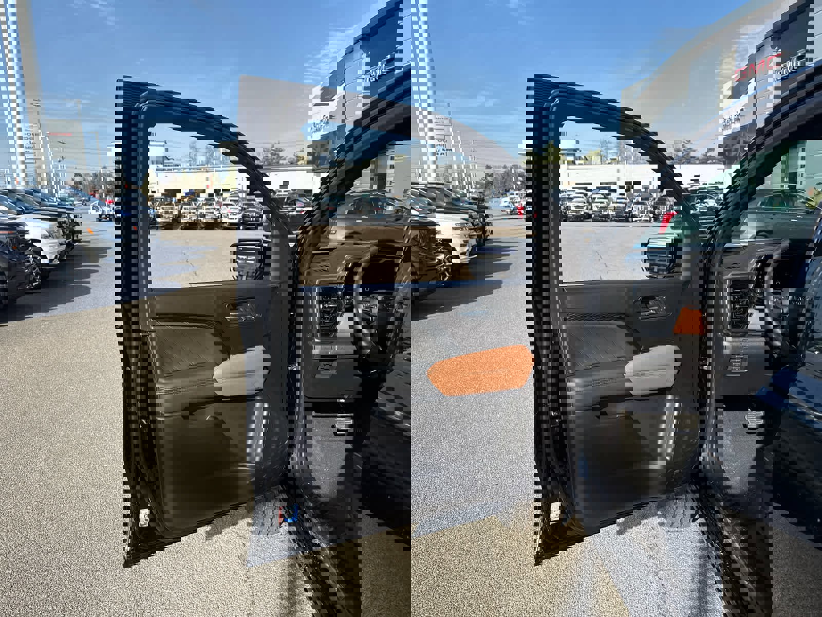 New 2026 GMC Canyon AT4 w/ Technology Plus Package image 11