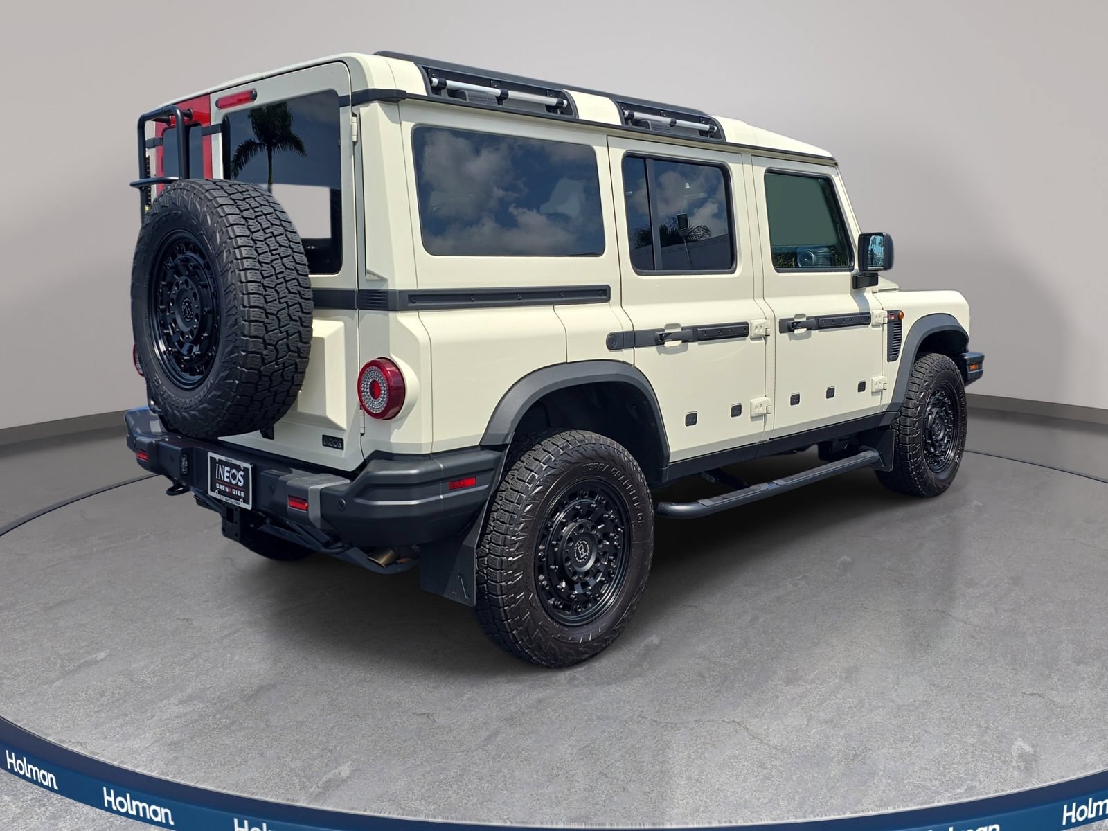 Used 2025 INEOS Grenadier Station Wagon AWD/4WD image 6