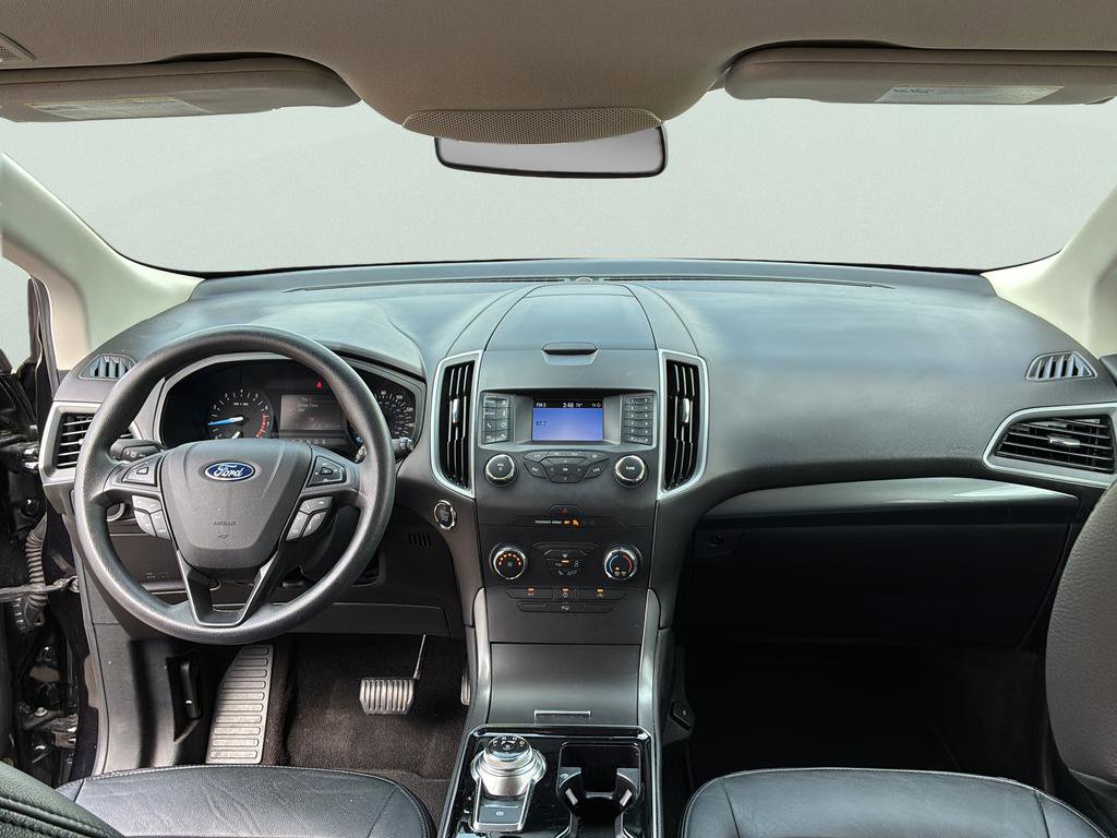 Used 2019 Ford Edge SE image 29