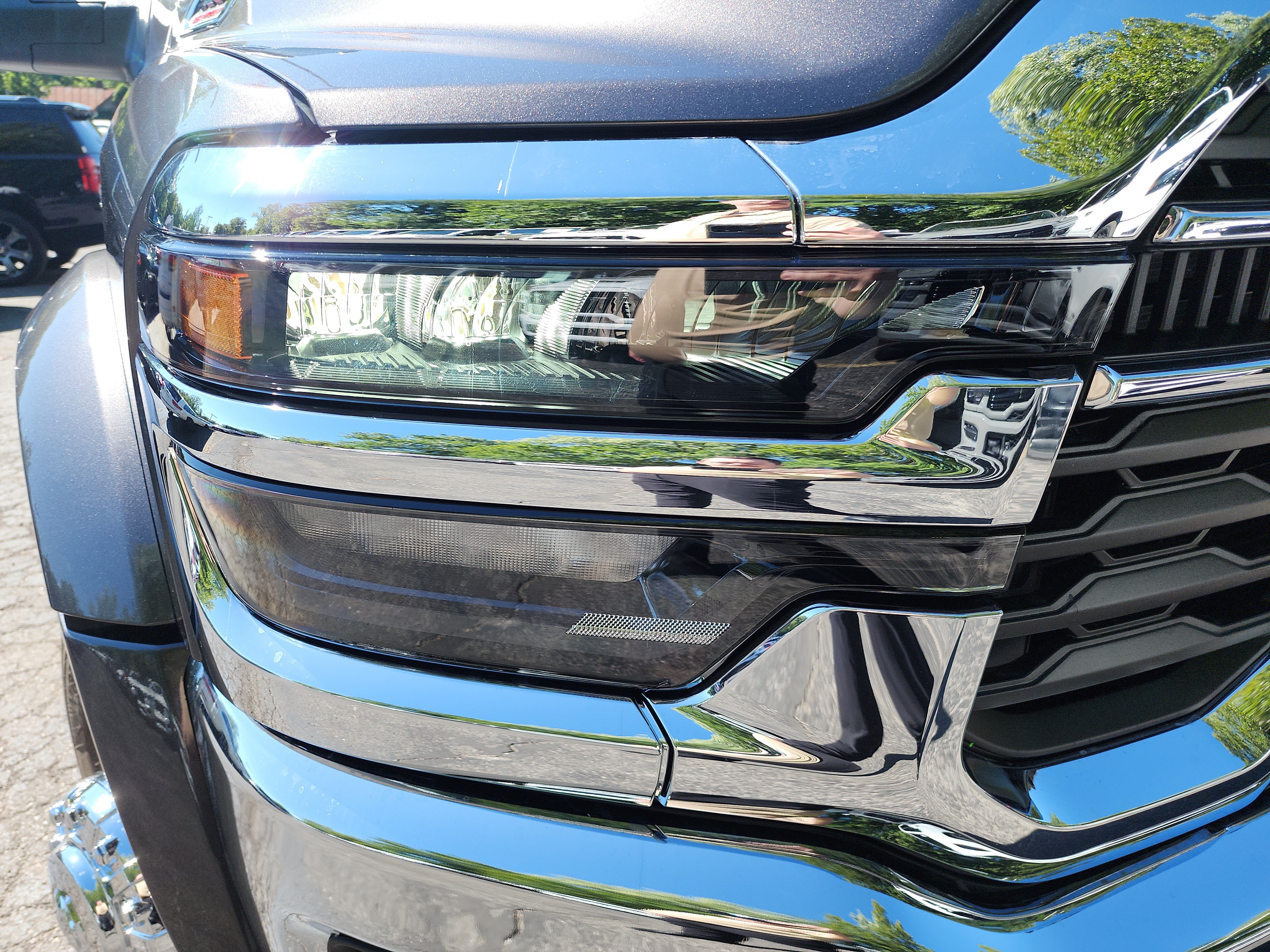 New 2026 RAM 5500 4x4 Crew Cab image 27