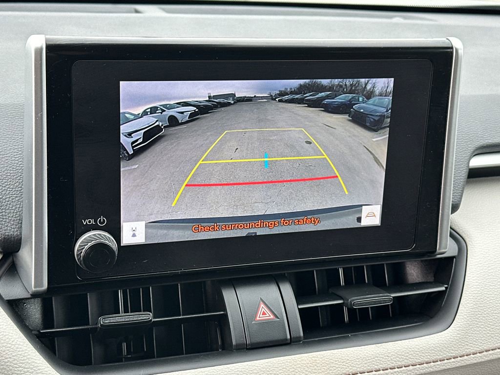 Used 2024 Toyota RAV4 XLE image 24