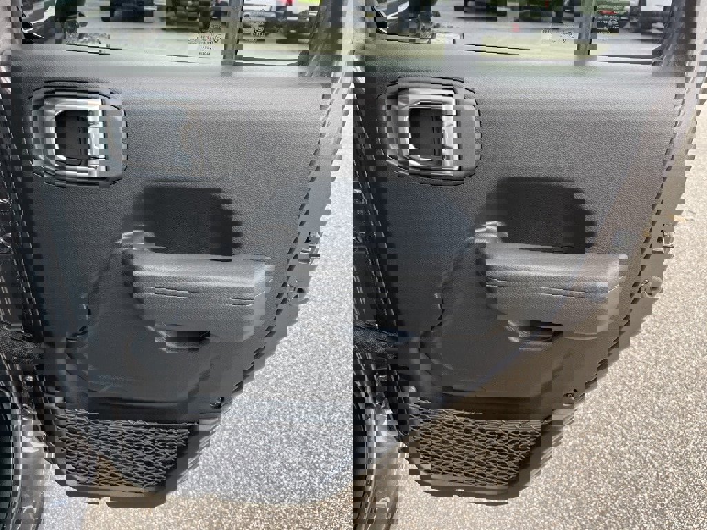 New 2026 Jeep Gladiator Sport image 12