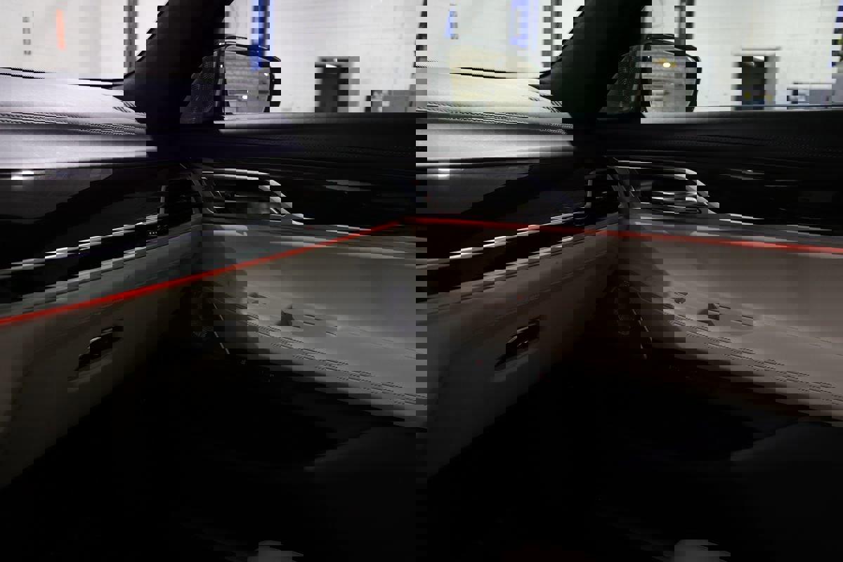 Used 2019 BMW 750i xDrive w/ Luxury Rear Seating Package image 27