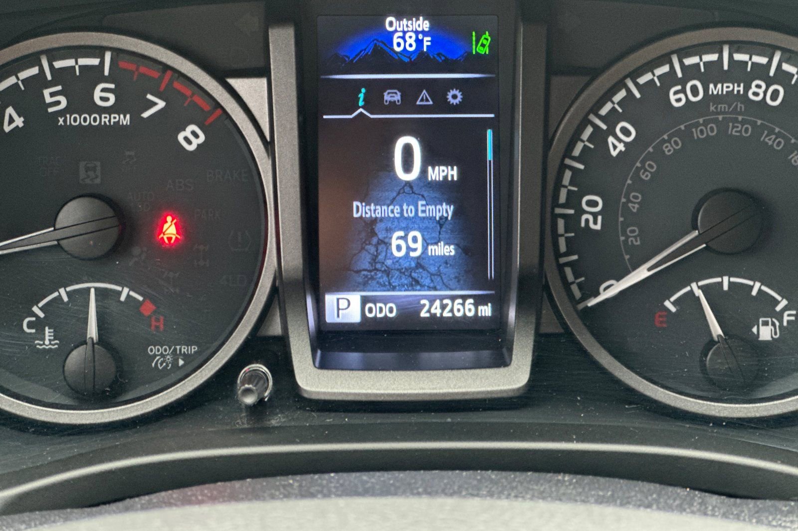 Used 2023 Toyota Tacoma TRD Off-Road image 32