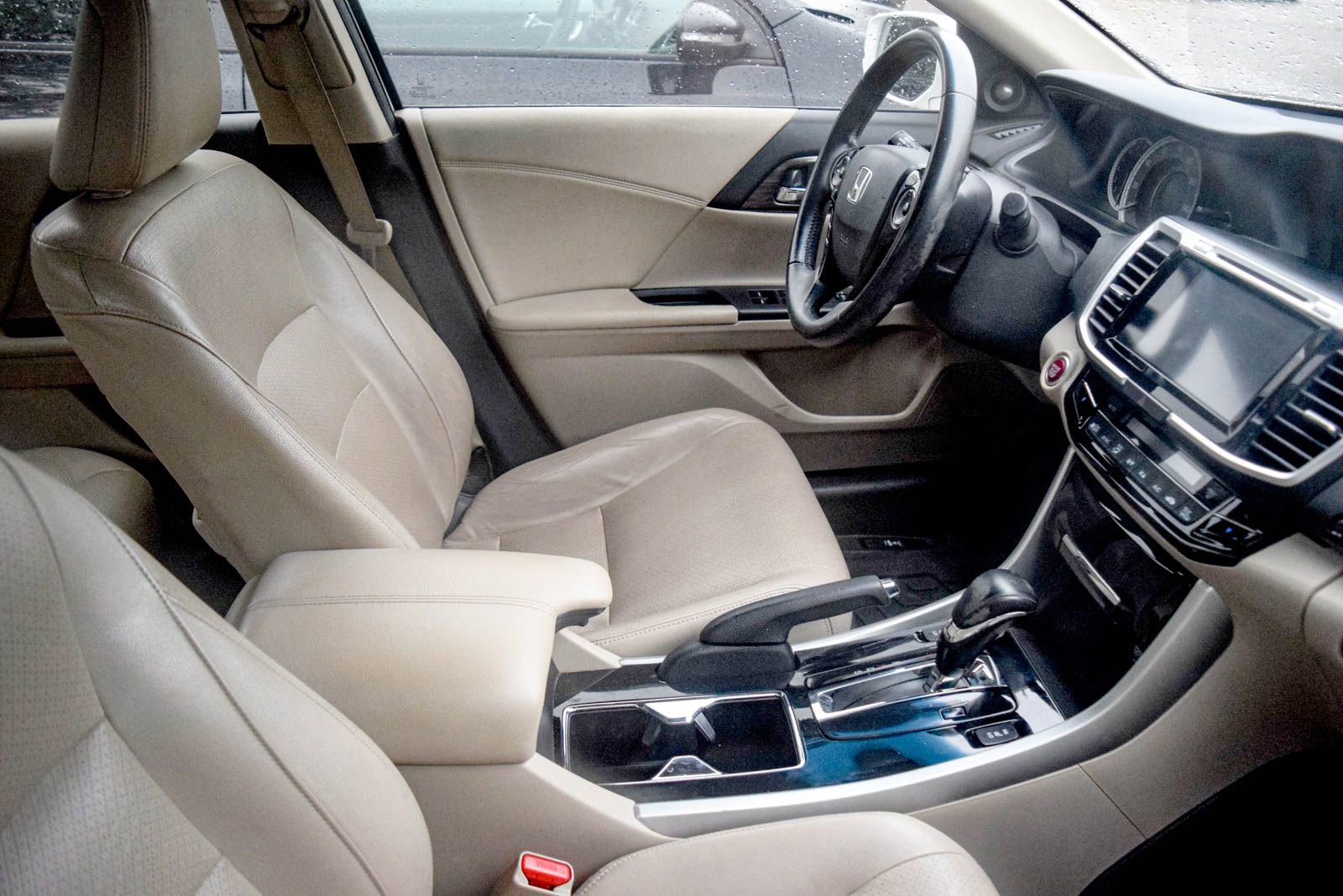 Used 2017 Honda Accord EX-L image 19