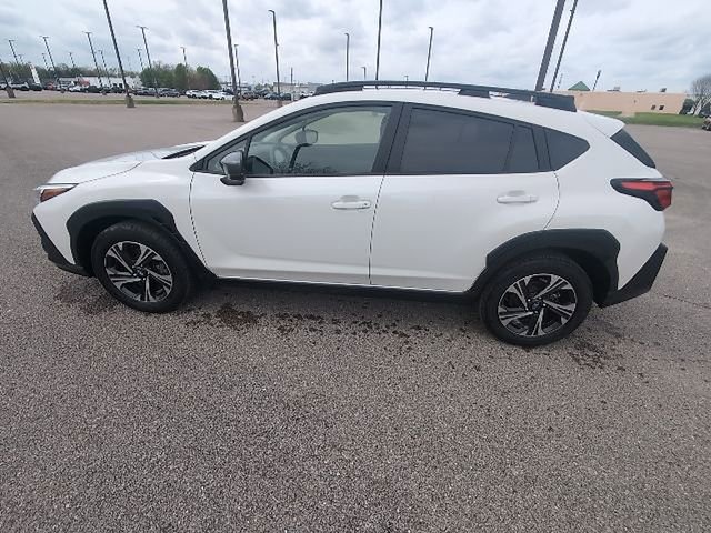 Used 2025 Subaru Crosstrek 2.0i Premium image 8